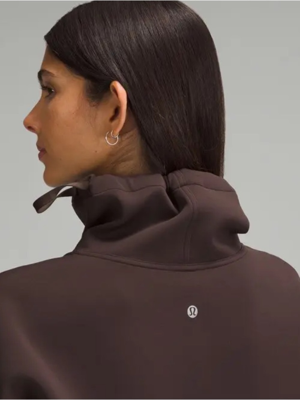 Lululemon Full Flourish Pullover in Expresso - Picture 4 of 11